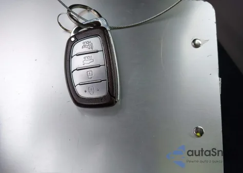 2019 Hyundai Sonata Hybrid Se из США, поврежденный, VIN KMHE24L30KA090451